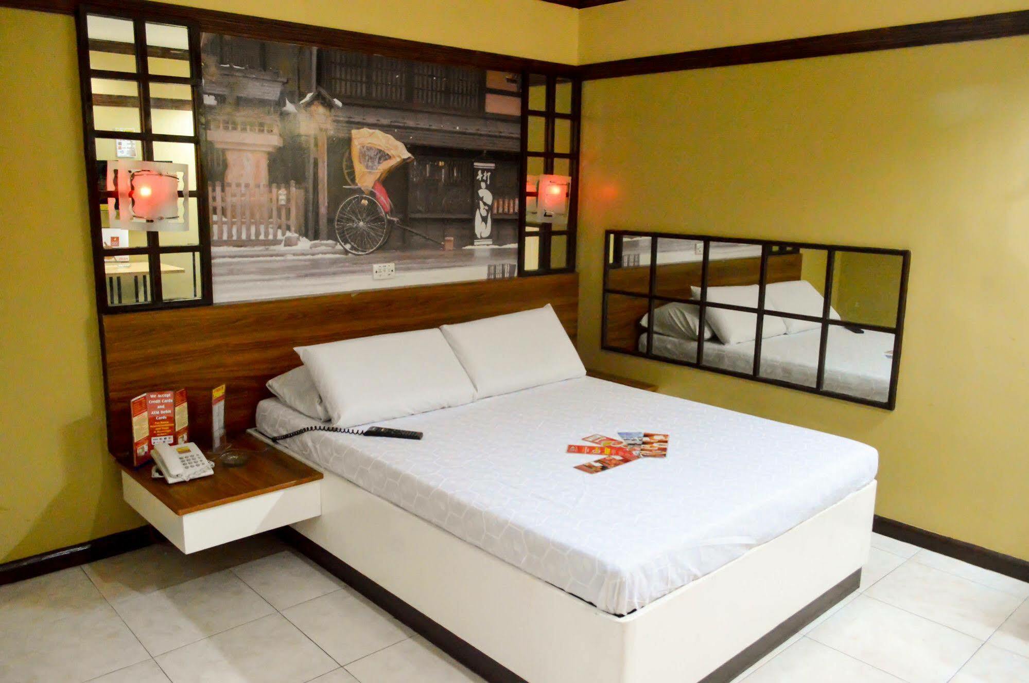 Hotel Sogo Avenida Manilla Buitenkant foto